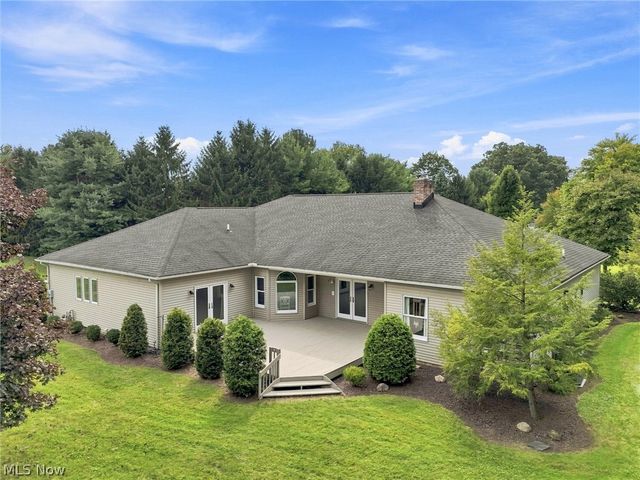 812 S Prospect Avenue, Hartville, OH 44632