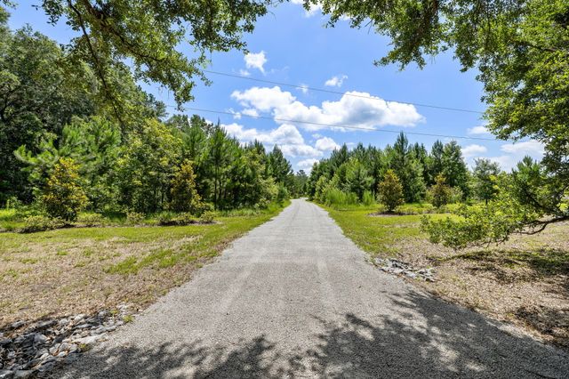 7344 Eddy Farm Road, Hollywood, SC 29449