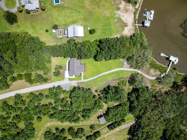 7344 Eddy Farm Road, Hollywood, SC 29449