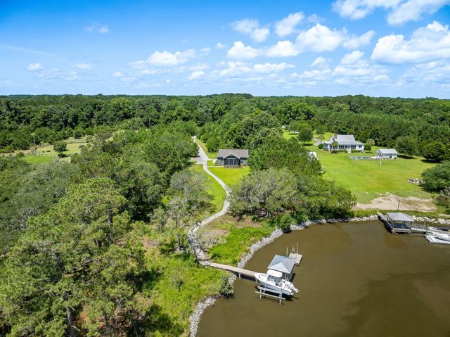 7344 Eddy Farm Road, Hollywood, SC 29449