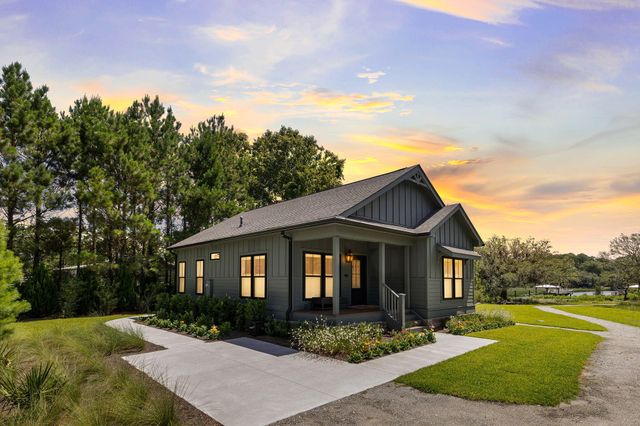 7344 Eddy Farm Road, Hollywood, SC 29449