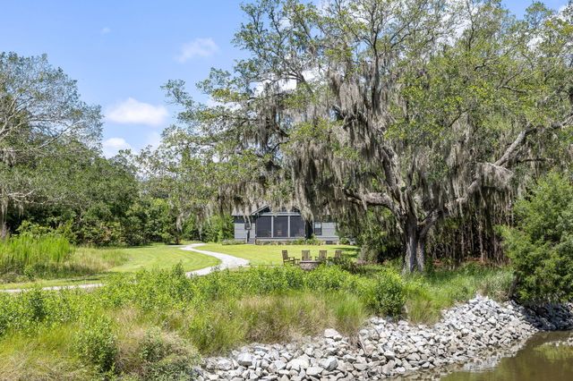 7344 Eddy Farm Road, Hollywood, SC 29449