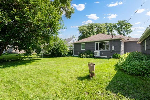 1409 14th Avenue NW, Rochester, MN 55901