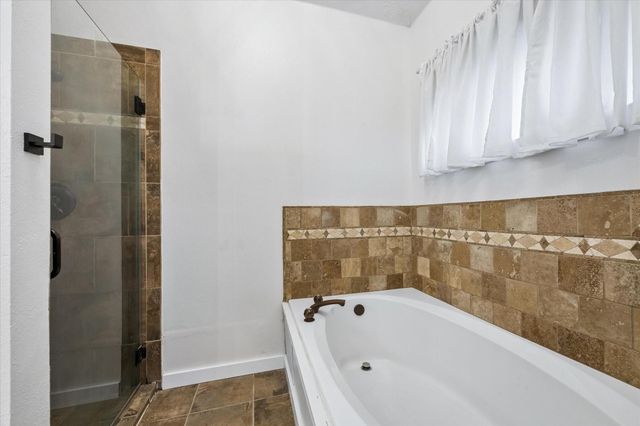 314 Bay Spring Drive, League City, TX 77573