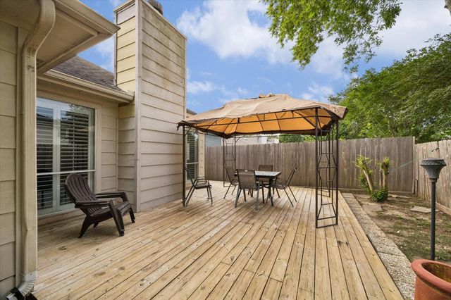 314 Bay Spring Drive, League City, TX 77573