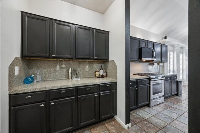 314 Bay Spring Drive, League City, TX 77573