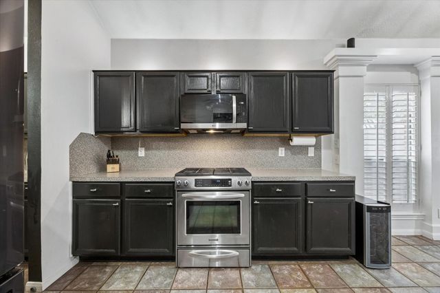 314 Bay Spring Drive, League City, TX 77573