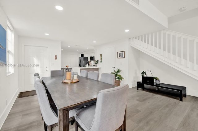 1516 Veracruz Ln 6-3, Weston, FL 33327