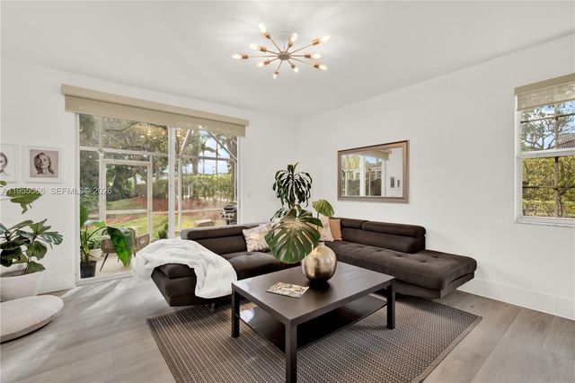 1516 Veracruz Ln 6-3, Weston, FL 33327