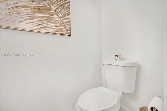 1516 Veracruz Ln 6-3, Weston, FL 33327