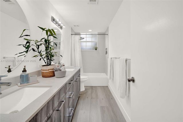 1516 Veracruz Ln 6-3, Weston, FL 33327