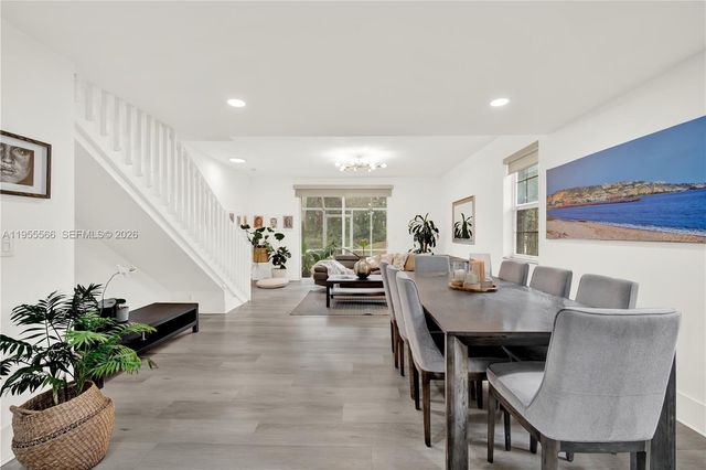 1516 Veracruz Ln 6-3, Weston, FL 33327