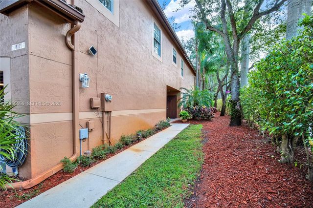 1516 Veracruz Ln 6-3, Weston, FL 33327