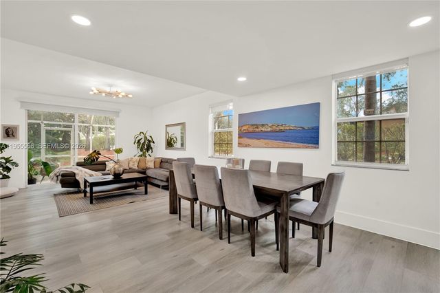 1516 Veracruz Ln 6-3, Weston, FL 33327