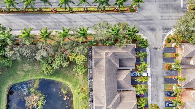 1516 Veracruz Ln 6-3, Weston, FL 33327