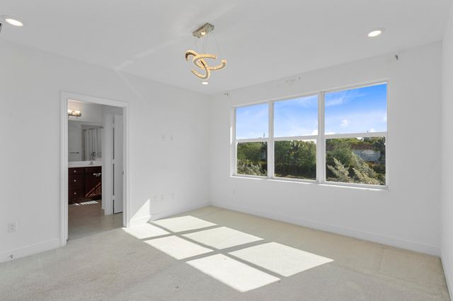 4352 Veleiros Avenue, Lighthouse Point, FL 33064