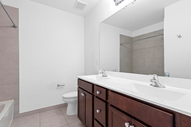 4352 Veleiros Avenue, Lighthouse Point, FL 33064