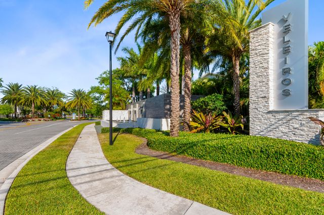 4352 Veleiros Avenue, Lighthouse Point, FL 33064