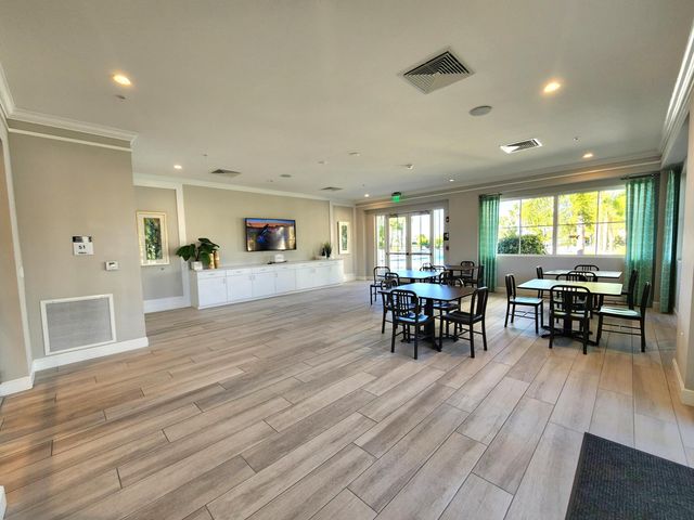 4352 Veleiros Avenue, Lighthouse Point, FL 33064