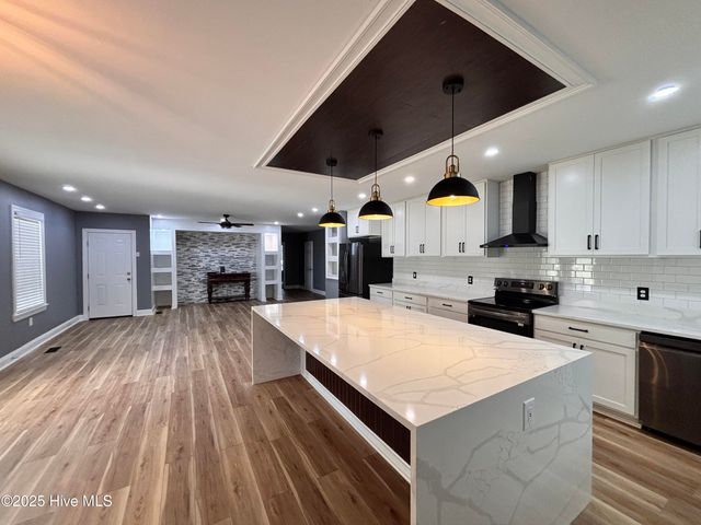 730 Northwest Boulevard, Clinton, NC 28328