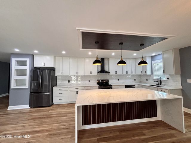 730 Northwest Boulevard, Clinton, NC 28328