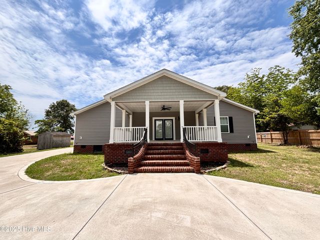 730 Northwest Boulevard, Clinton, NC 28328