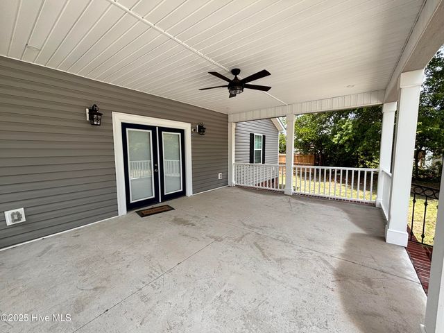 730 Northwest Boulevard, Clinton, NC 28328