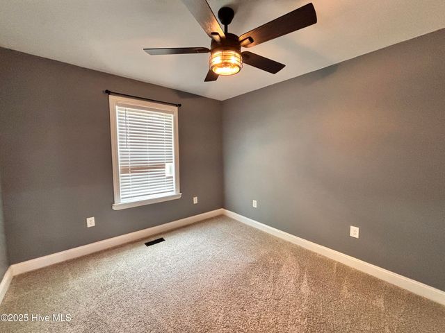 730 Northwest Boulevard, Clinton, NC 28328
