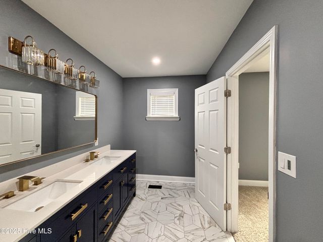 730 Northwest Boulevard, Clinton, NC 28328