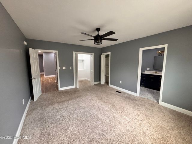 730 Northwest Boulevard, Clinton, NC 28328