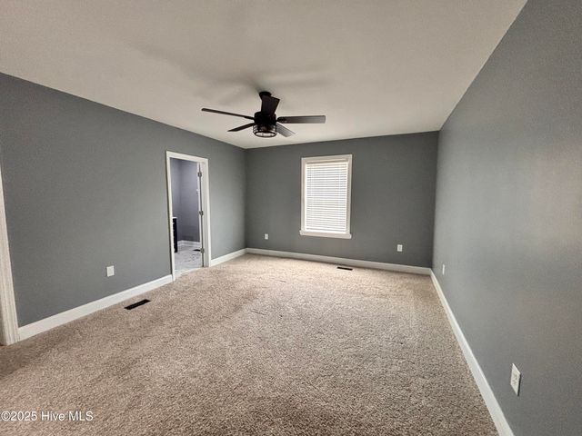 730 Northwest Boulevard, Clinton, NC 28328