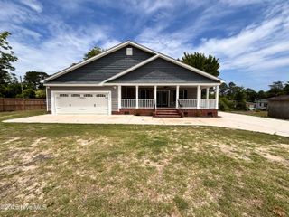 730 Northwest Boulevard, Clinton, NC 28328