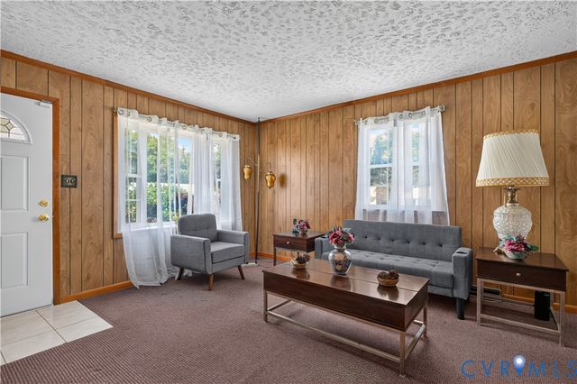 1816 Owens Ct, Hopewell, VA 23860
