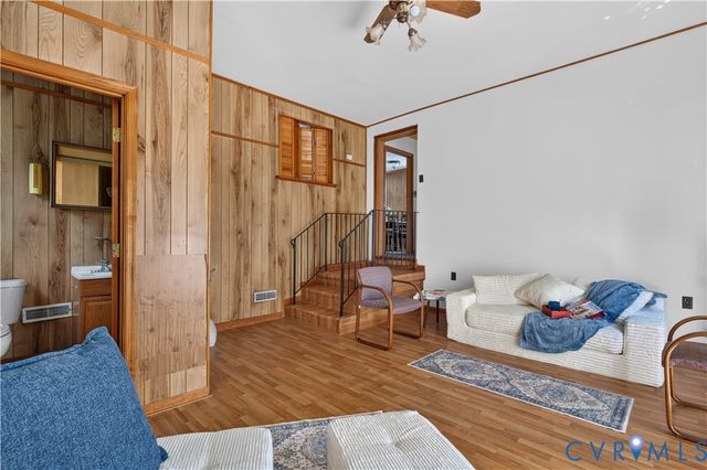 1816 Owens Ct, Hopewell, VA 23860