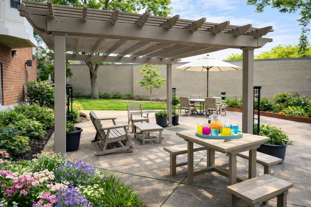 1425 W 28th Street 409, Minneapolis, MN 55408