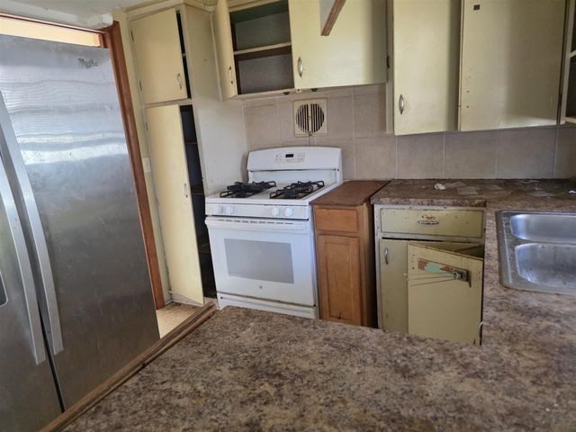 3509 Collingwood Avenue, Wyoming, MI 49519