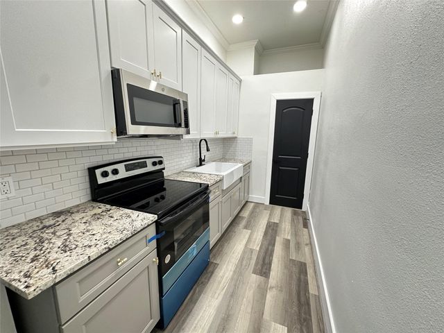 2001 29th Street Down, Galveston, TX 77550
