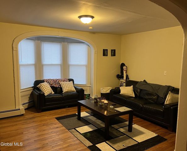 36 112th Street, Troy, NY 12182