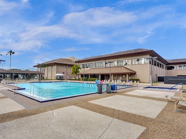 1401 SW 128th Ter 211H, Pembroke Pines, FL 33027