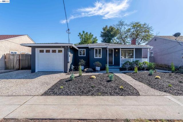 228 W Harder Rd, Hayward, CA 94544