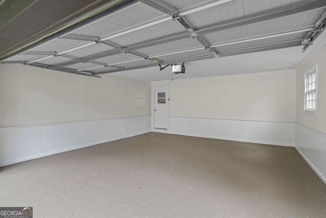 1300 White Oak Street SE, Conyers, GA 30013
