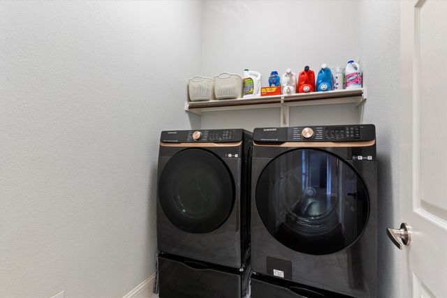 3305 Lake Highlands Drive, Rowlett, TX 75088