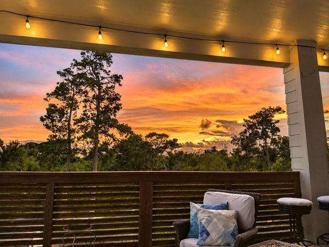 1732 W 23rd Street, Houston, TX 77008