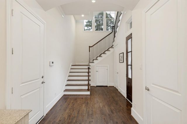 1732 W 23rd Street, Houston, TX 77008