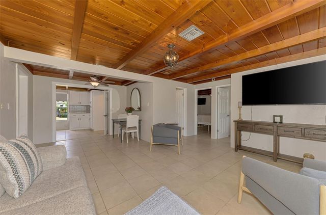 71 WINSON AVENUE, Englewood, FL 34223