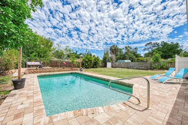 71 WINSON AVENUE, Englewood, FL 34223