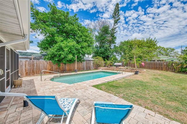 71 WINSON AVENUE, Englewood, FL 34223