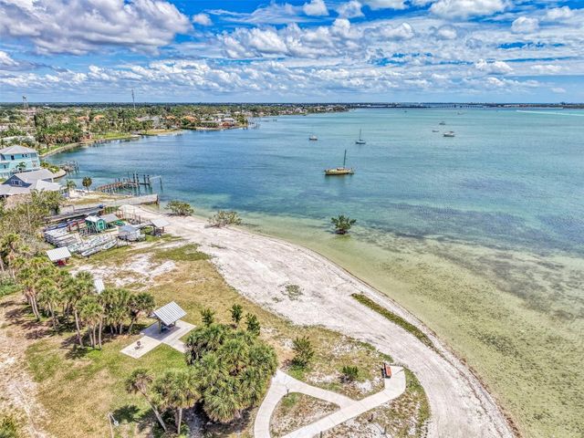 71 WINSON AVENUE, Englewood, FL 34223