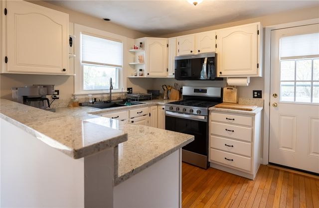 47 Long Street, Warwick, RI 02888