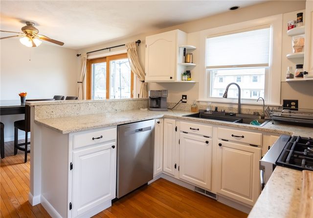 47 Long Street, Warwick, RI 02888